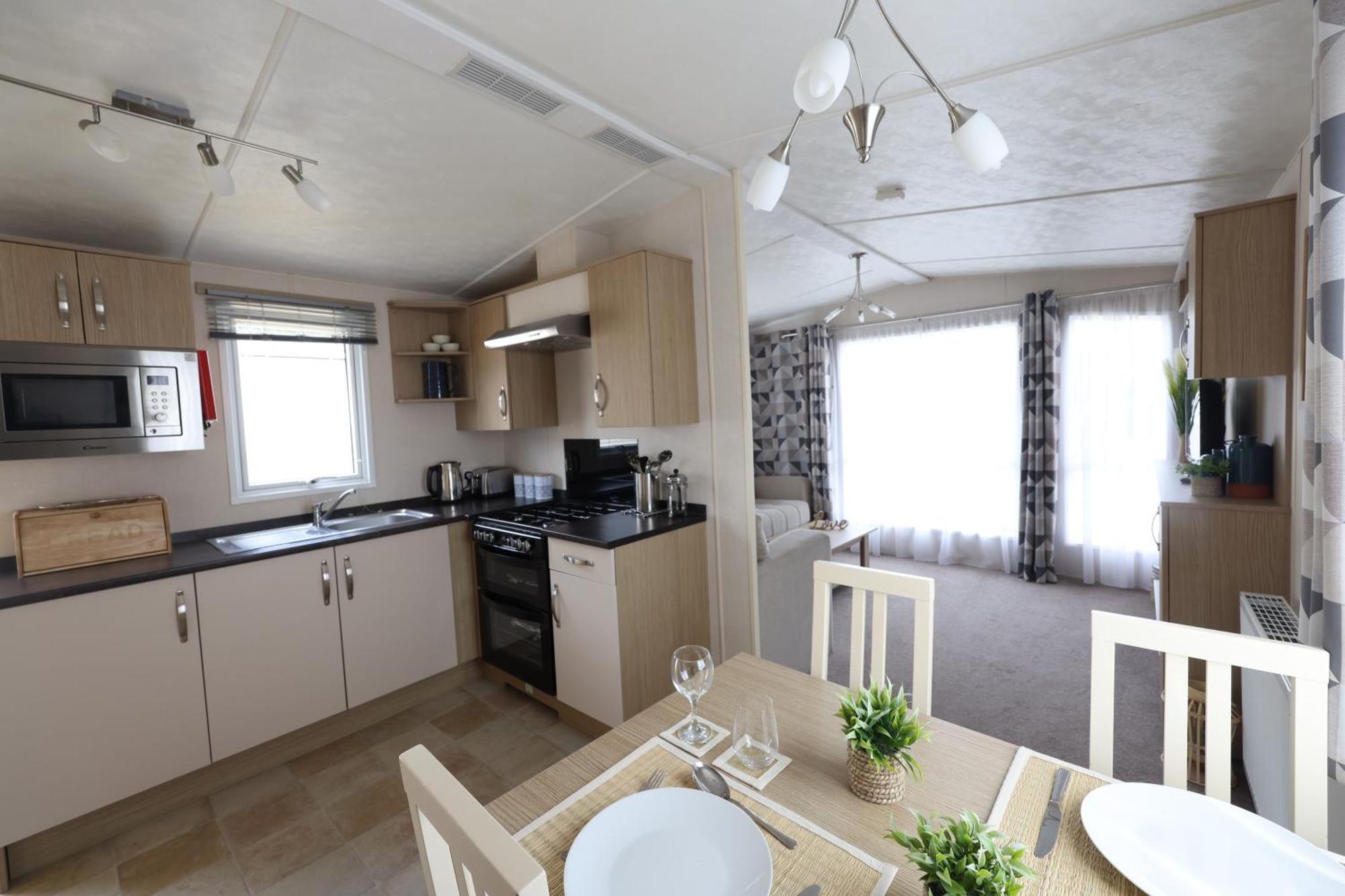 Mercury Yacht Harbour And Holiday Park Bursledon Quarto foto